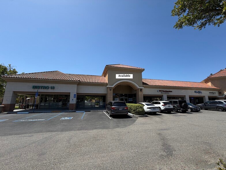 4910-4992 Verdugo Way, Camarillo, CA à louer - Photo du bâtiment - Image 2 de 6