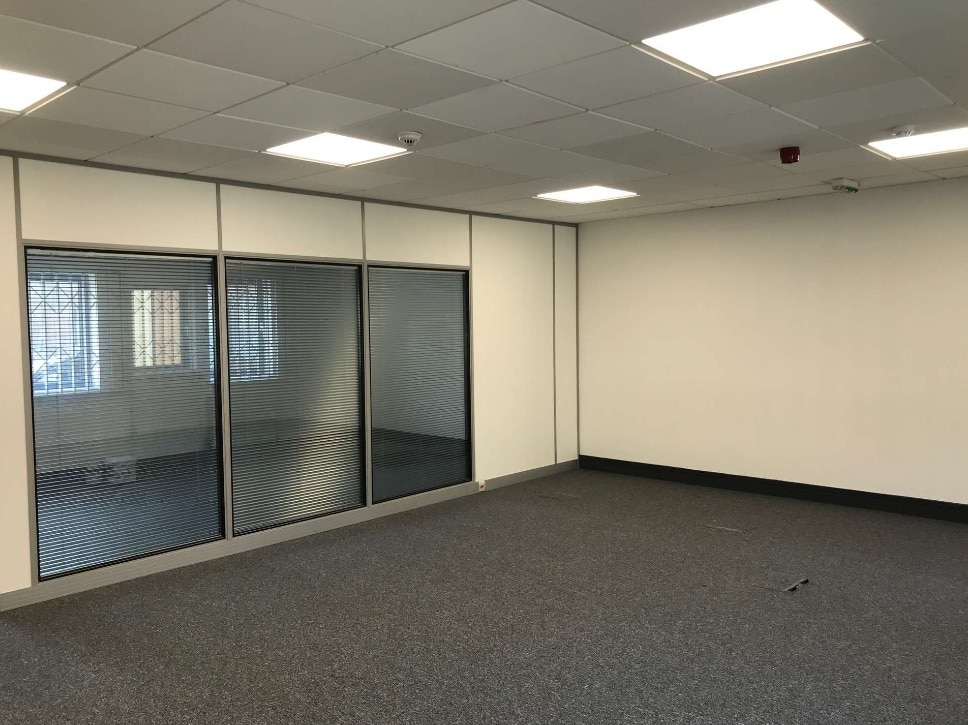 9 Raleigh Walk, Cardiff for lease Interior Photo- Image 1 of 1
