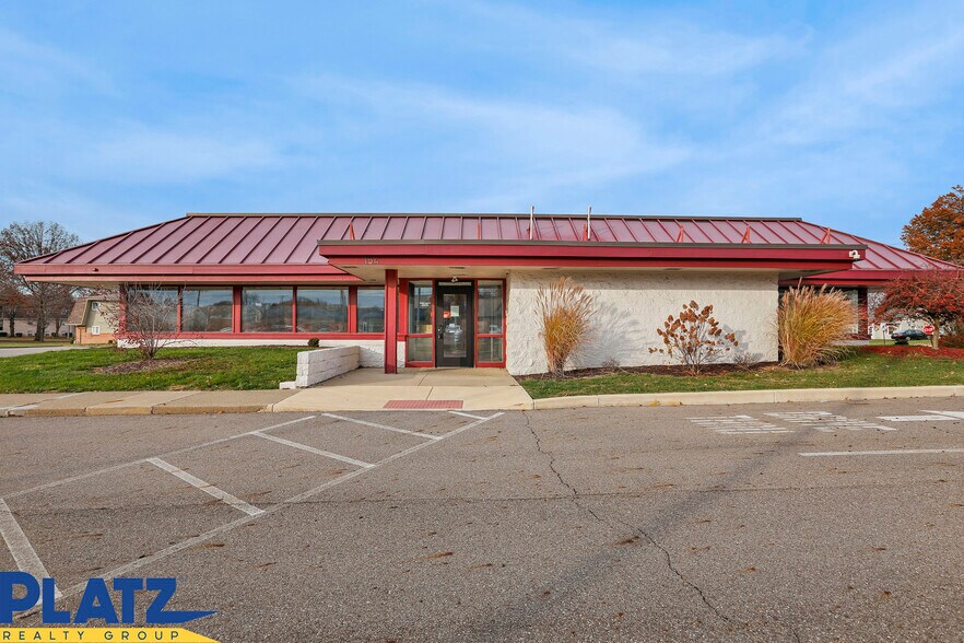 154 Boardman Canfield Rd, Youngstown, OH à louer - Photo du bâtiment - Image 2 de 19