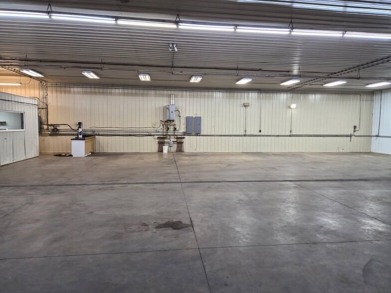 710 10th St NE, Milaca, MN for sale - Building Photo - Image 3 of 12