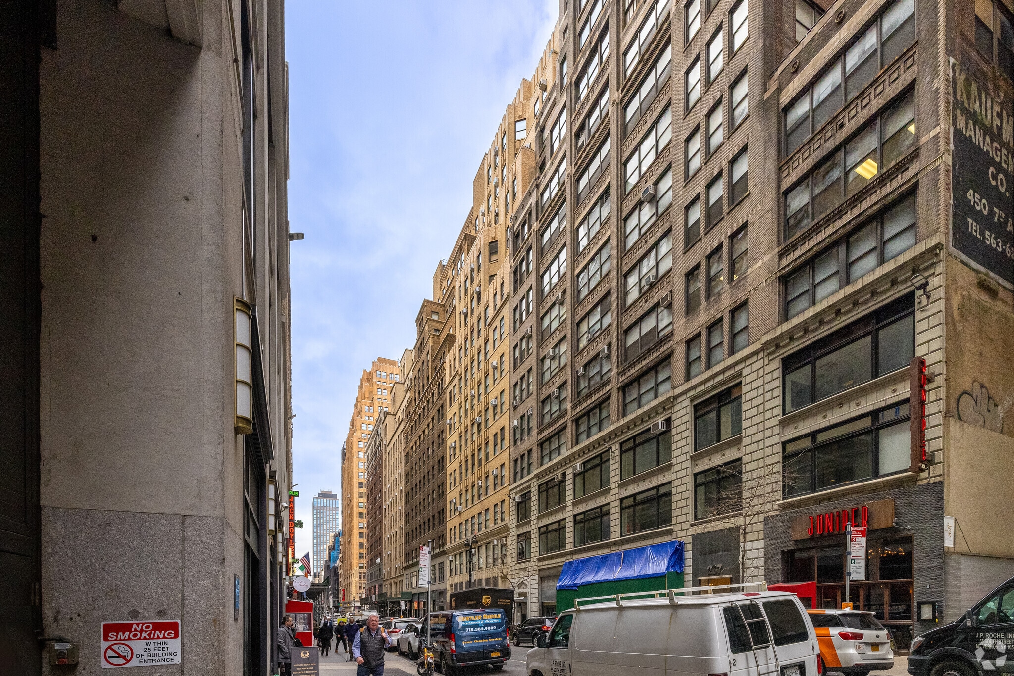 247 W 35th St, New York, NY for lease Primary Photo- Image 1 of 8