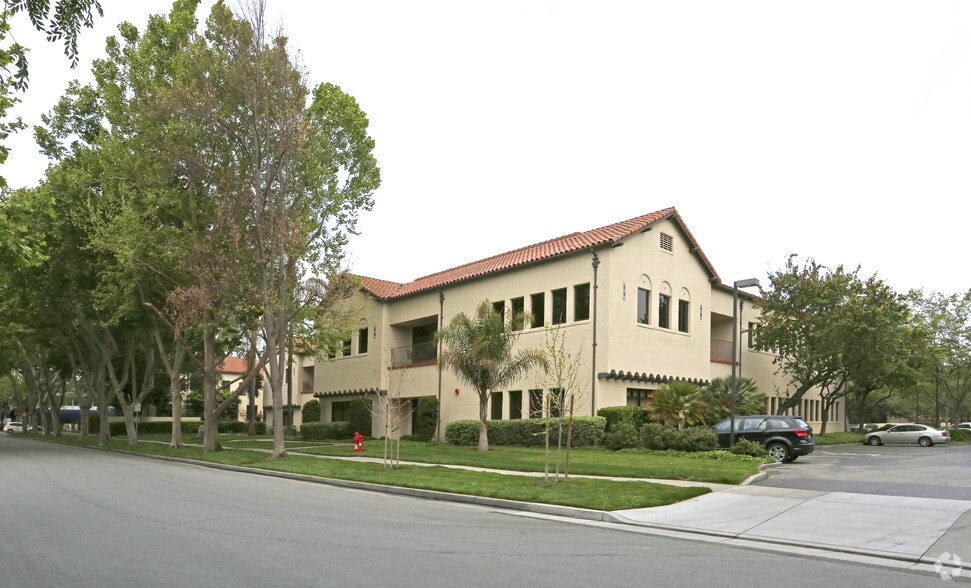1960 The Alameda, San Jose, CA for lease - Building Photo - Image 3 of 11