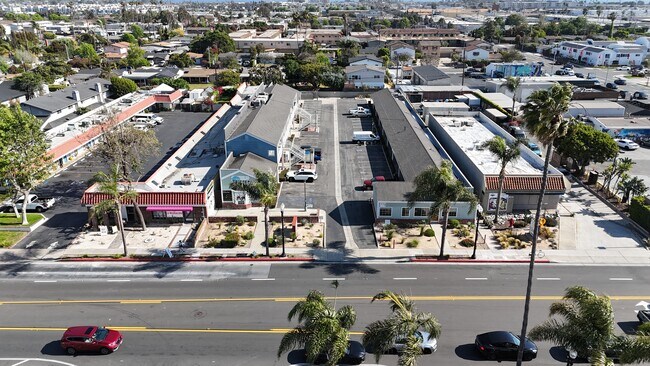 Plus de détails pour 777 W 19th St, Costa Mesa, CA - Bureau à vendre