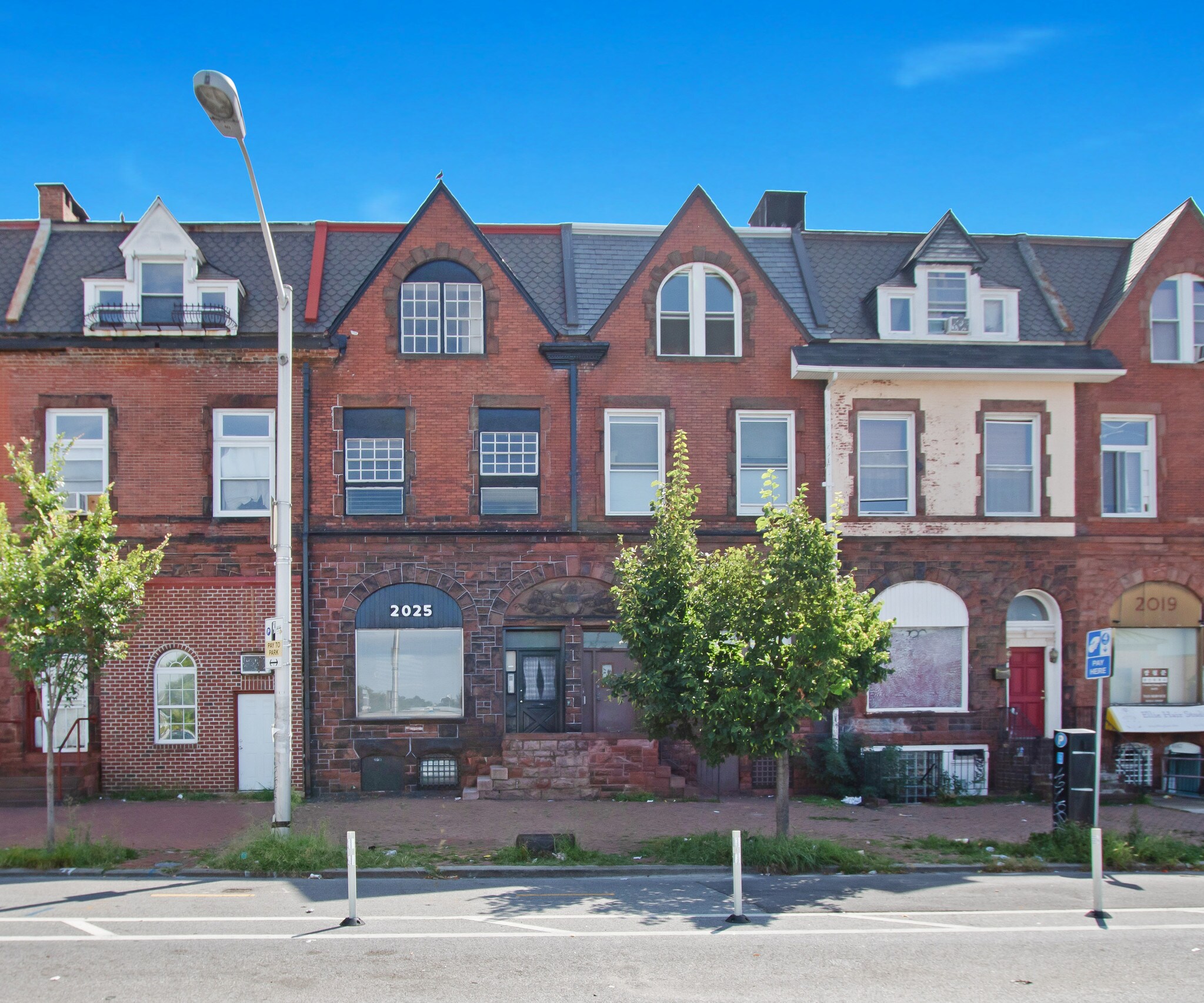 2025 Maryland Ave, Baltimore, MD à vendre Photo principale- Image 1 de 12