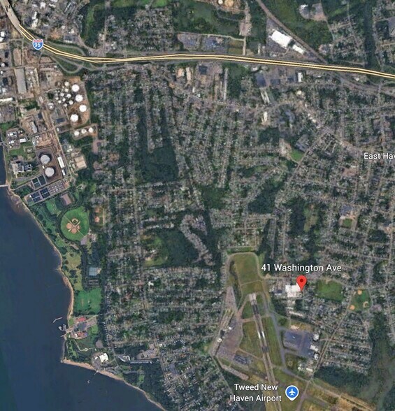41 Washington Ave, East Haven, CT à louer - Photo du bâtiment - Image 3 de 16
