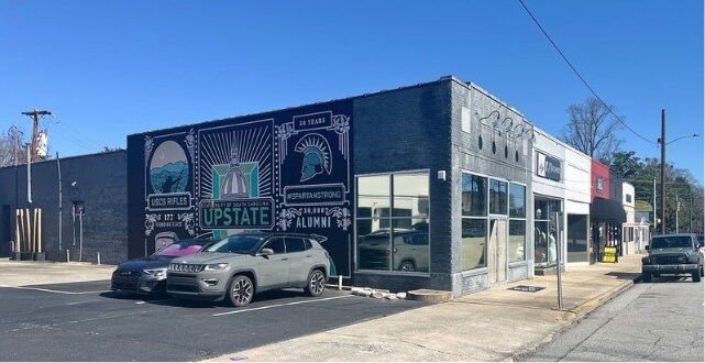 512 E Main St, Spartanburg, SC à louer - Photo du bâtiment - Image 3 de 13