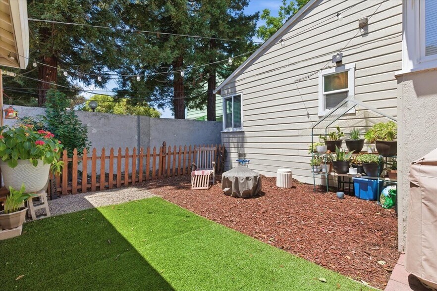 882-898 W Tennyson Rd, Hayward, CA à vendre - Photo du bâtiment - Image 3 de 46