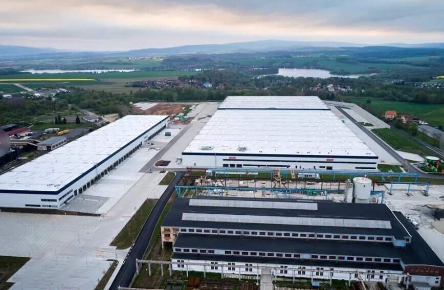  à louer Photo du bâtiment- Image 1 de 1