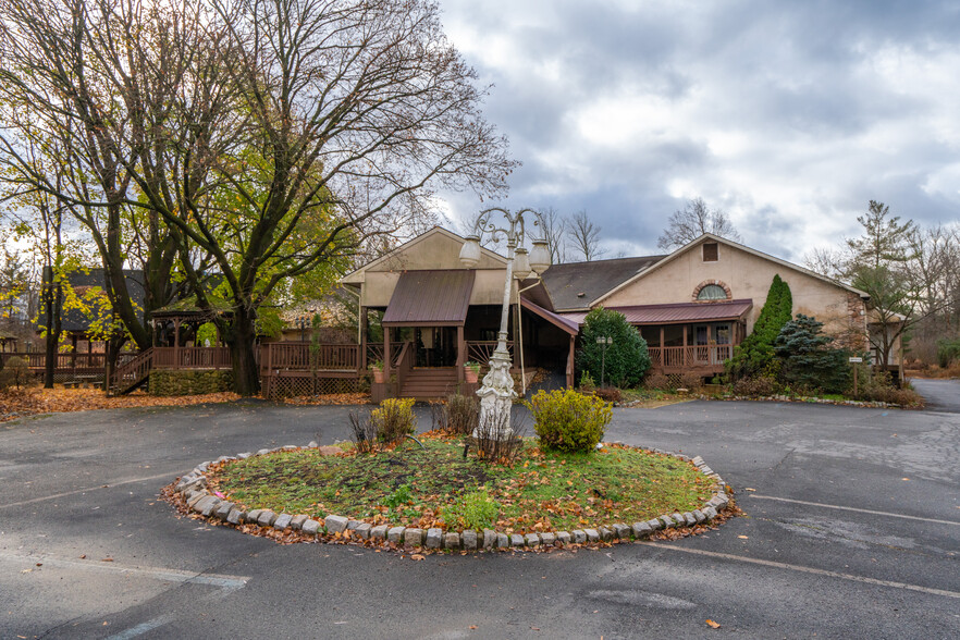 1770 Meadows Rd, Hellertown, PA à vendre - Photo principale - Image 1 de 1