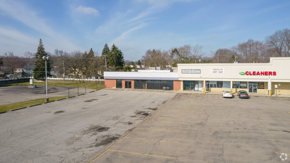 208 S Wayne Rd, Westland, MI for sale - Building Photo - Image 3 of 4