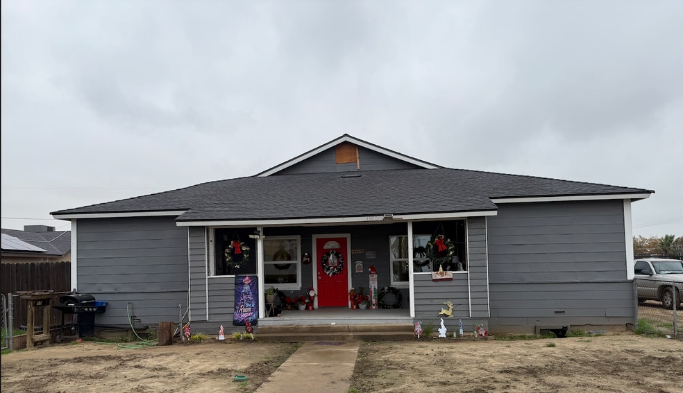 338 Norris Rd, Bakersfield, CA à vendre - Photo du bâtiment - Image 1 de 29