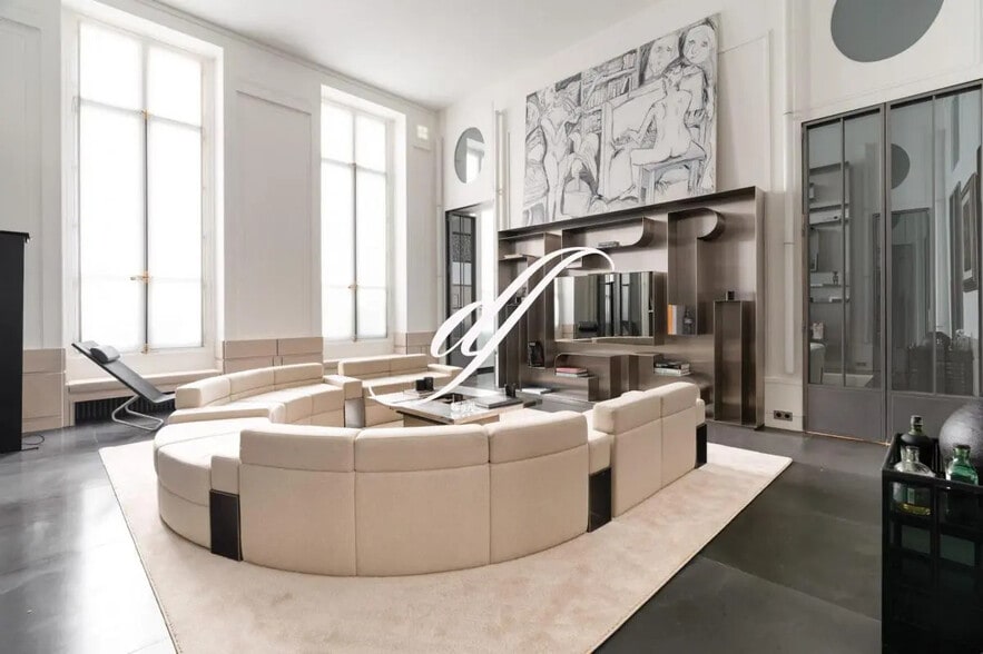 Retail in Paris for sale - Interior Photo - Image 2 of 2