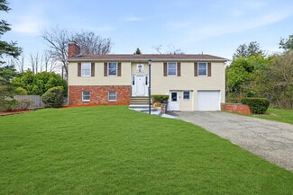 Plus de détails pour 3 Macdonald Ave, Armonk, NY - Bureau à vendre