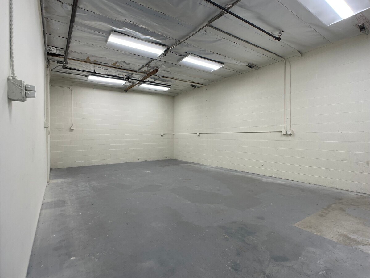 11819 Goldring Rd, Arcadia, CA 91006 - Unit 5A - - Interior Photo - Image 2 of 5