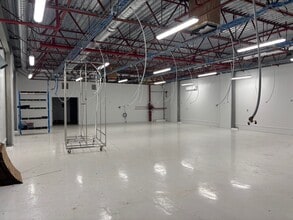 1315 Tappen Valley Rd, Tappen, BC for lease Interior Photo- Image 2 of 6