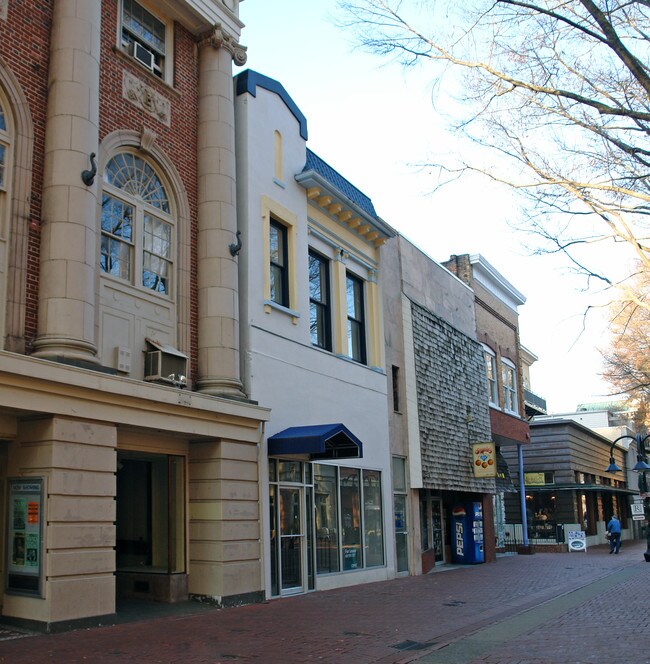 Plus de détails pour 104-106 E Main St, Charlottesville, VA - Bureau, Commerce de détail à louer