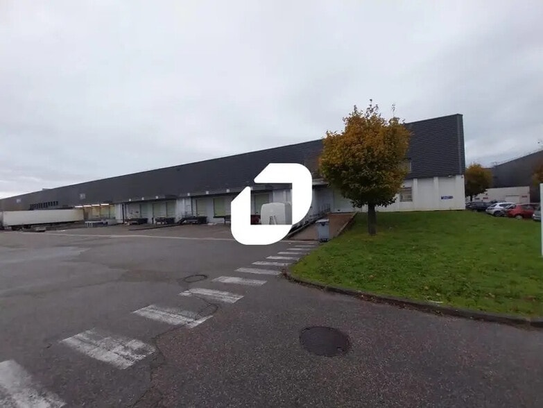 Industrial in Vénissieux for lease - Building Photo - Image 3 of 16