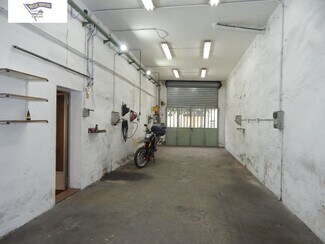 Plus de détails pour Commerce de détail à vendre