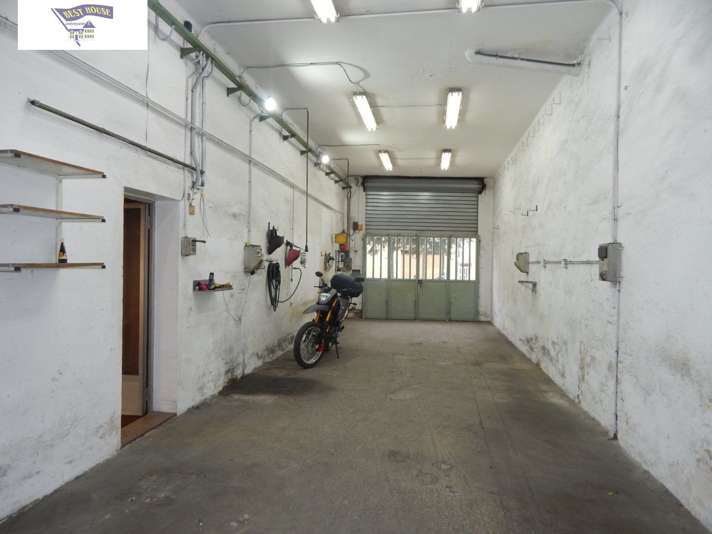 Commerce de détail dans València à vendre Photo du bâtiment- Image 1 de 10