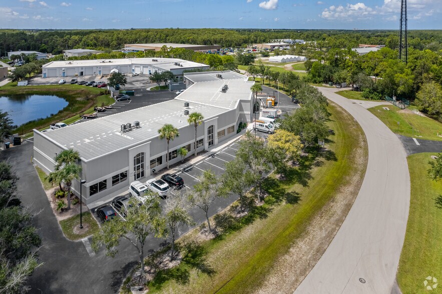10060 Amberwood Rd, Fort Myers, FL for lease - Aerial - Image 2 of 5