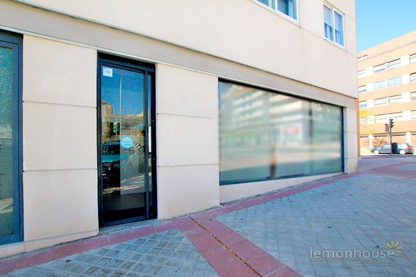 Madrid, MAD 28049 - Unit 01 - - Floor Plan - Image 1 of 17