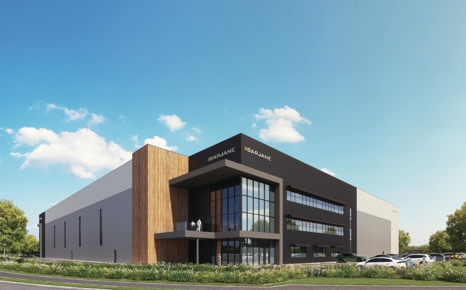 106 Central Park Dr, Rugby for lease - Building Photo - Image 1 of 5