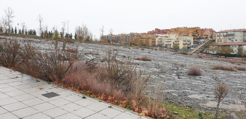 Calle del Fray Bernardino de Sahagún, 12, Salamanca, Salamanca for sale - Building Photo - Image 2 of 11