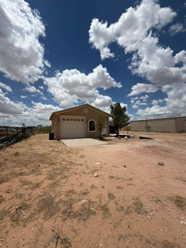 13618 Emma Ln, El Paso, TX for lease Building Photo- Image 1 of 12