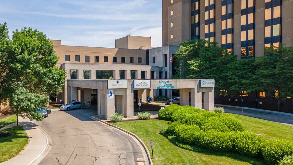 601 Edwin C Moses Blvd, Dayton, OH à louer - Photo du bâtiment - Image 2 de 3