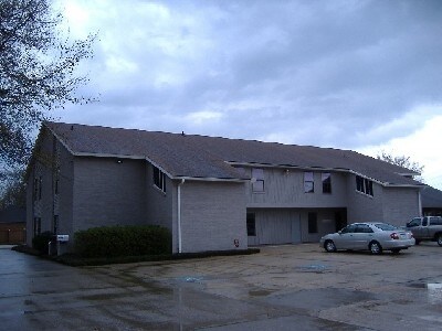 5917 jones creek Rd, Baton Rouge, LA à louer - Photo du bâtiment - Image 2 de 38