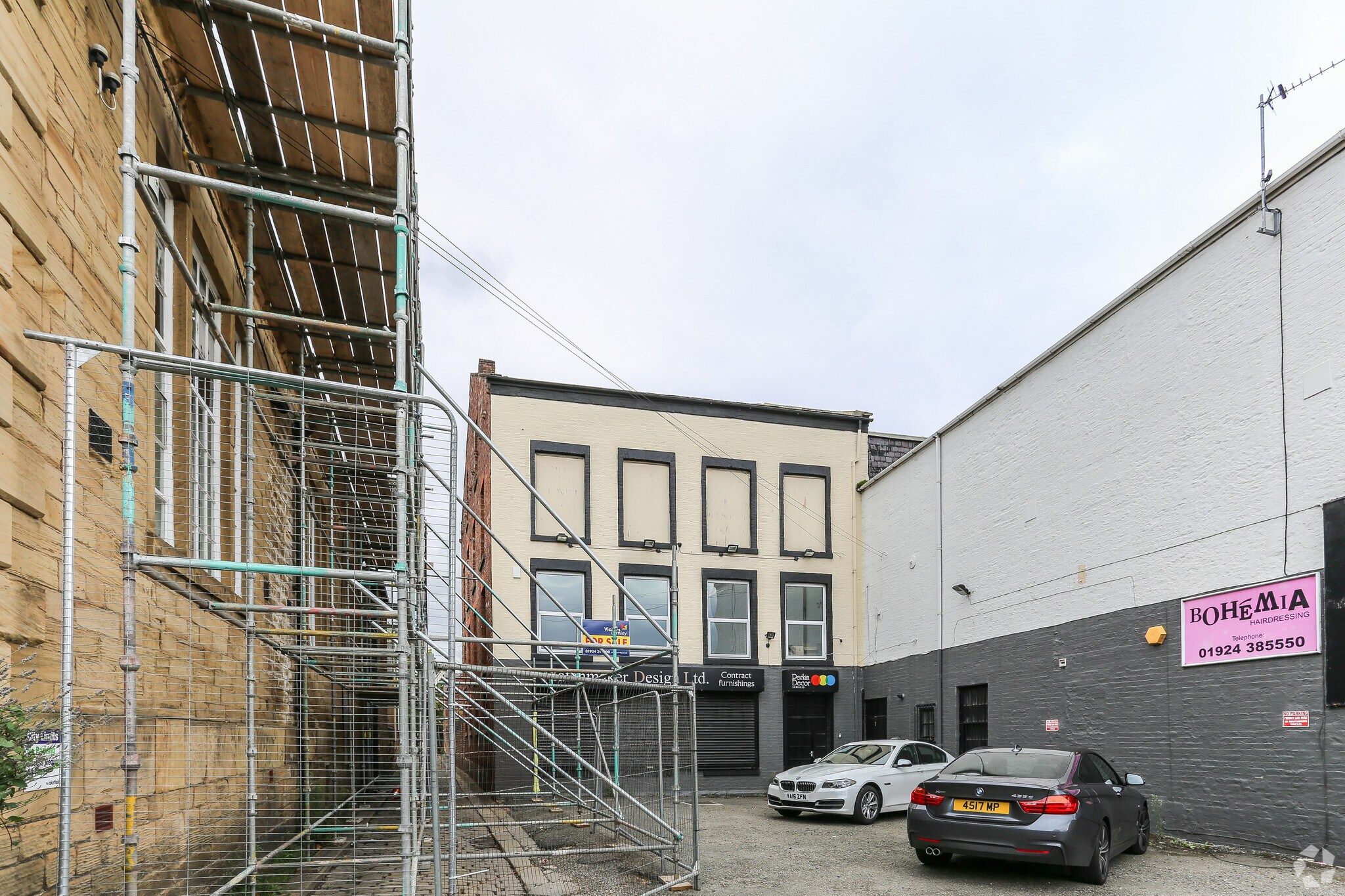 21 Thornhill St, Wakefield à louer Photo du bâtiment- Image 1 de 2