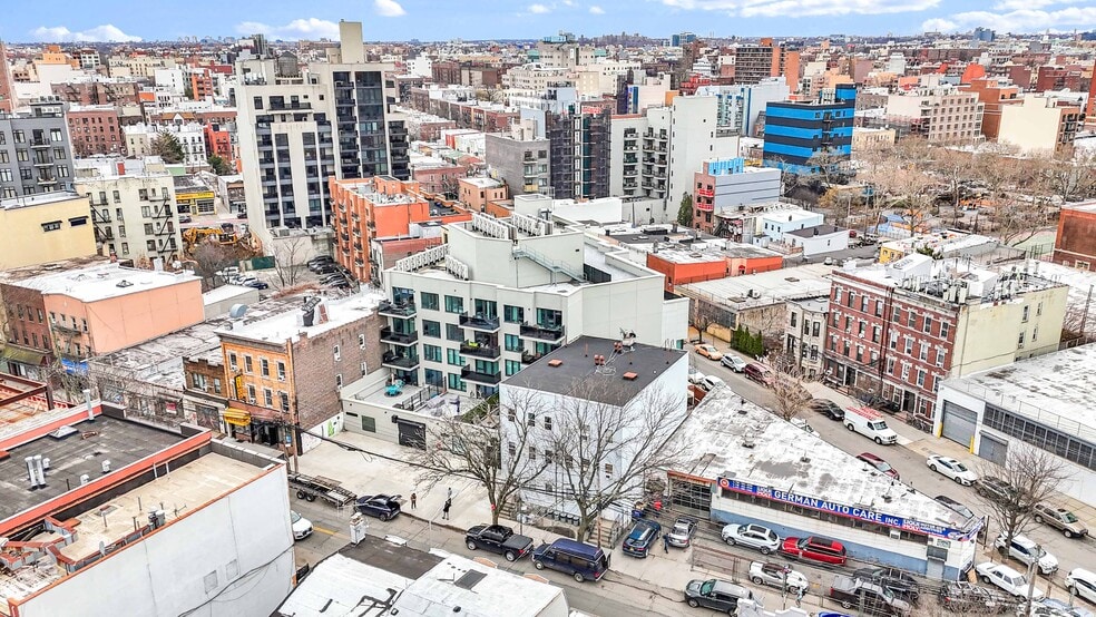 1422 Astoria Blvd, Astoria, NY for sale - Building Photo - Image 2 of 13