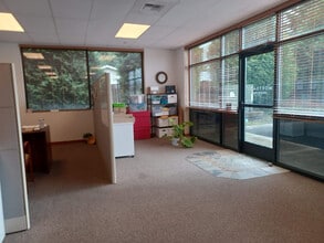 10305 196th Street Ct E, Graham, WA for lease Interior Photo- Image 2 of 9