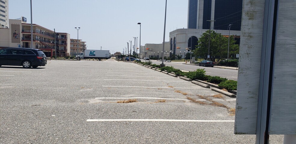 3201 Pacific Ave, Atlantic City, NJ for sale - Primary Photo - Image 1 of 3