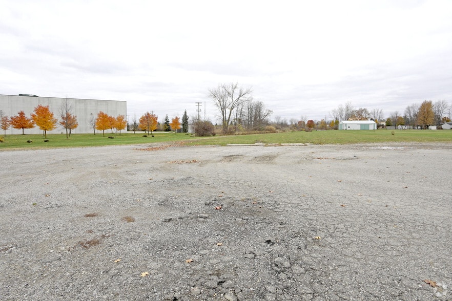 57343 Gratiot Ave, New Haven, MI for sale - Building Photo - Image 2 of 3