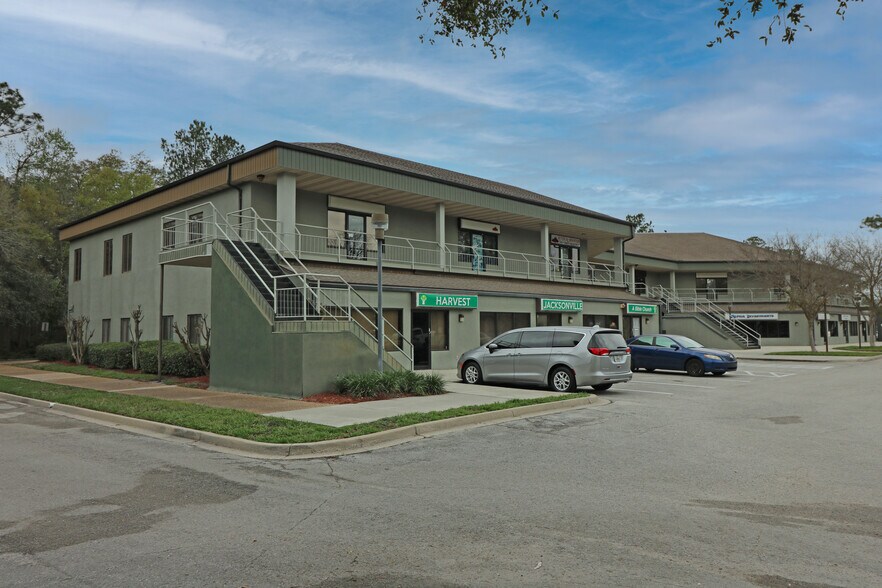 11570 San Jose Blvd, Jacksonville, FL à louer - Photo du bâtiment - Image 1 de 4