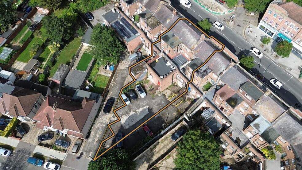 Kenton Ln, Harrow à vendre - Photo du bâtiment - Image 3 de 8