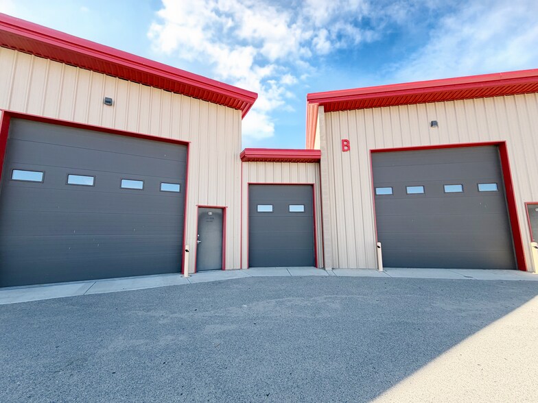 341 1st St, Mead, CO à vendre - Photo du bâtiment - Image 2 de 8