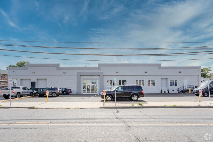 482 Glenbrook Rd, Stamford, CT for lease - Building Photo - Image 1 of 6