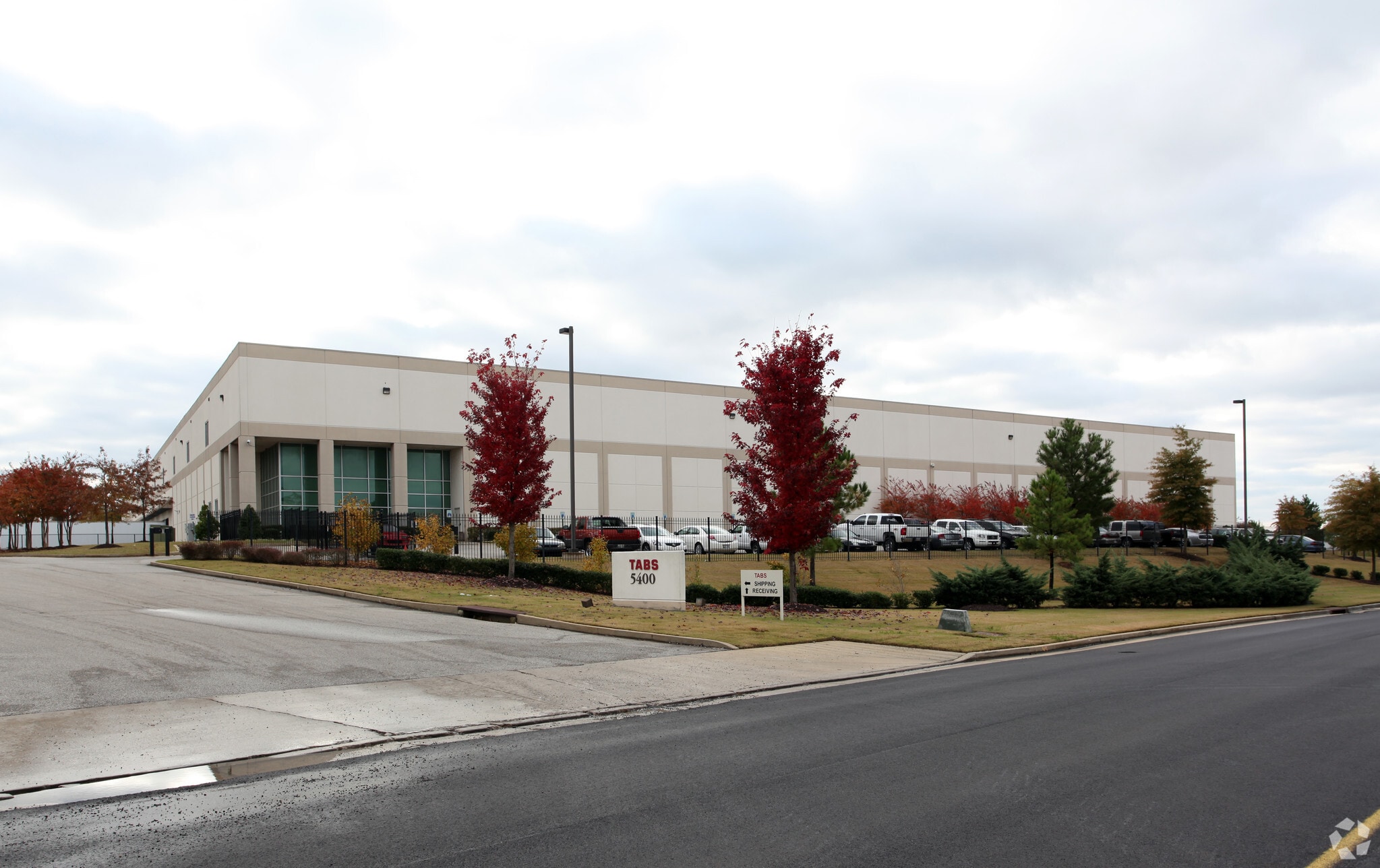 5400 Distriplex Farms Dr, Memphis, TN for lease Primary Photo- Image 1 of 4