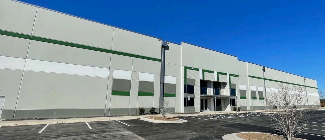 103 E Providence Blvd, Selma, NC for lease Primary Photo- Image 1 of 2