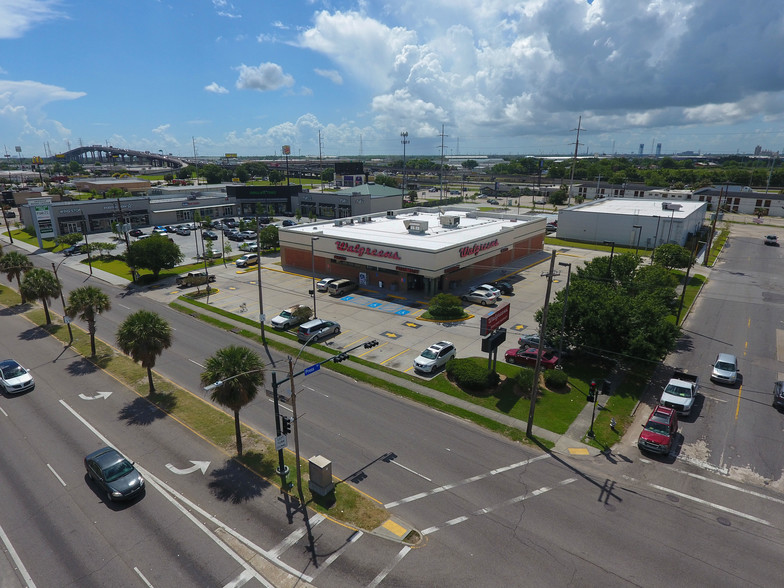 4200 Chef Menteur Hwy, New Orleans, LA for lease - Aerial - Image 3 of 4