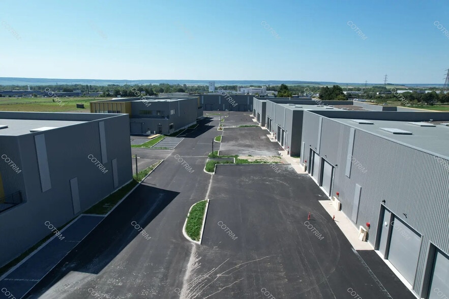 1 Rue Du Val Clair, Reims for lease - Building Photo - Image 3 of 47