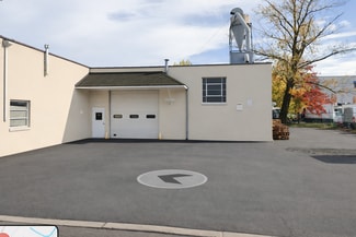 More details for 335 13th St, Carlstadt, NJ - Industrial for Lease