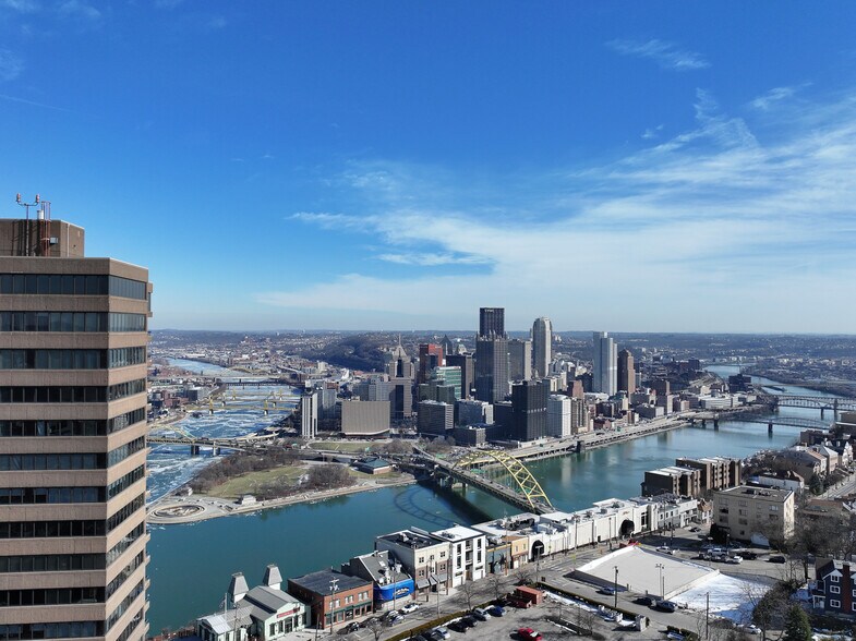 1301 Grandview Ave, Pittsburgh, PA à vendre - Photo du bâtiment - Image 3 de 16