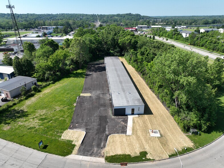 325 Harmon Ave, Lebanon, OH à louer - Photo du bâtiment - Image 3 de 8
