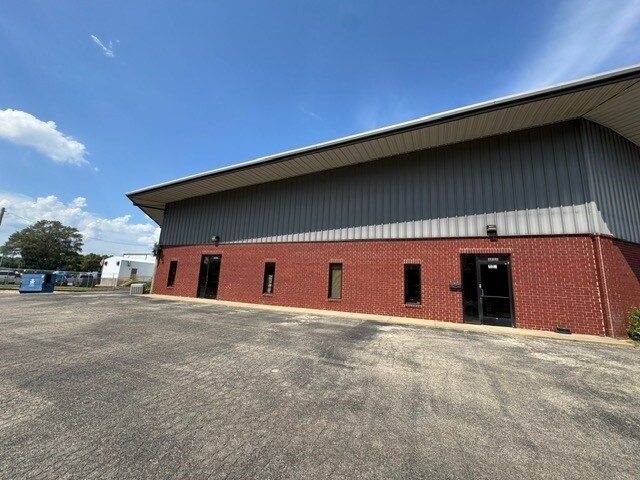 4800 S Mendenhall Rd, Memphis, TN à louer - Photo du bâtiment - Image 2 de 8