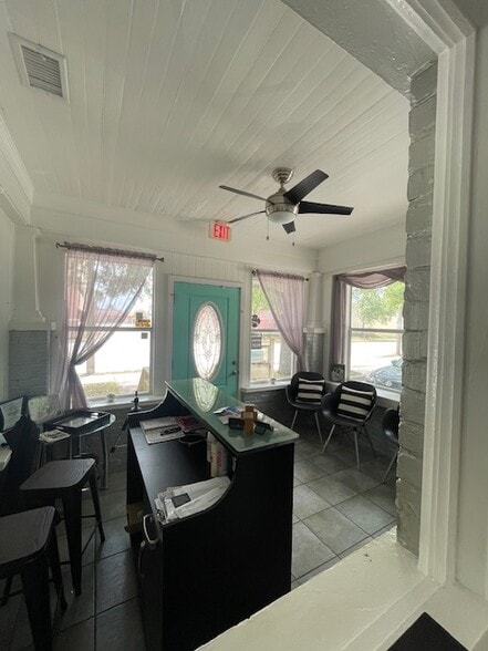822 Palmetto Ave, Melbourne, FL à louer - Photo intérieure - Image 3 de 4