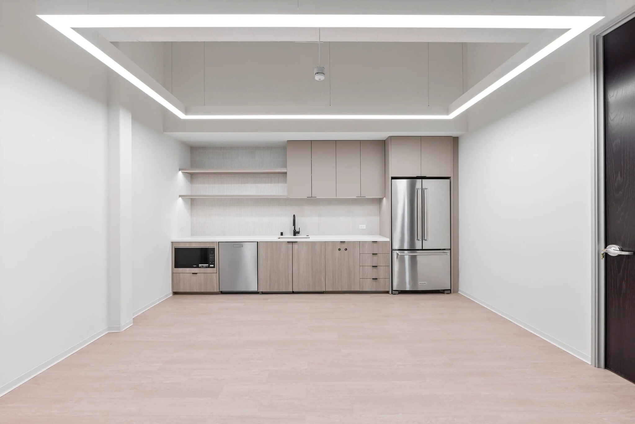 46 Discovery, Irvine, CA for lease Interior Photo- Image 1 of 7