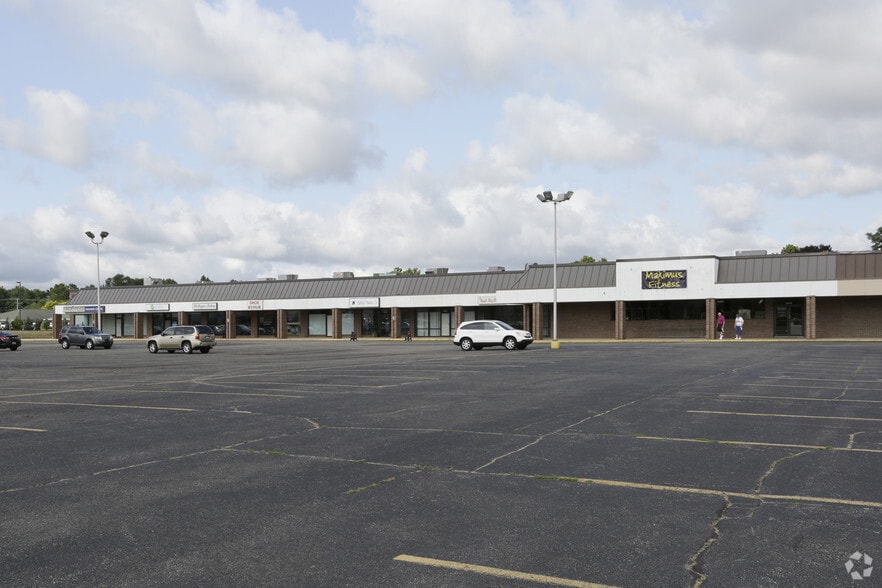 3077-3099 30th St SW, Grandville, MI for lease - Primary Photo - Image 2 of 12